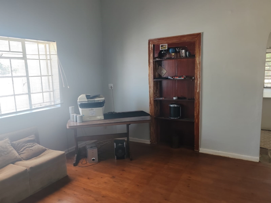 3 Bedroom Property for Sale in Uitenhage Central Eastern Cape